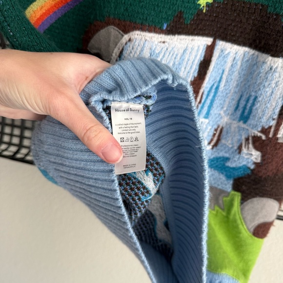 House of sunny chasing waterfalls sweater vest - Picture 9 of 11